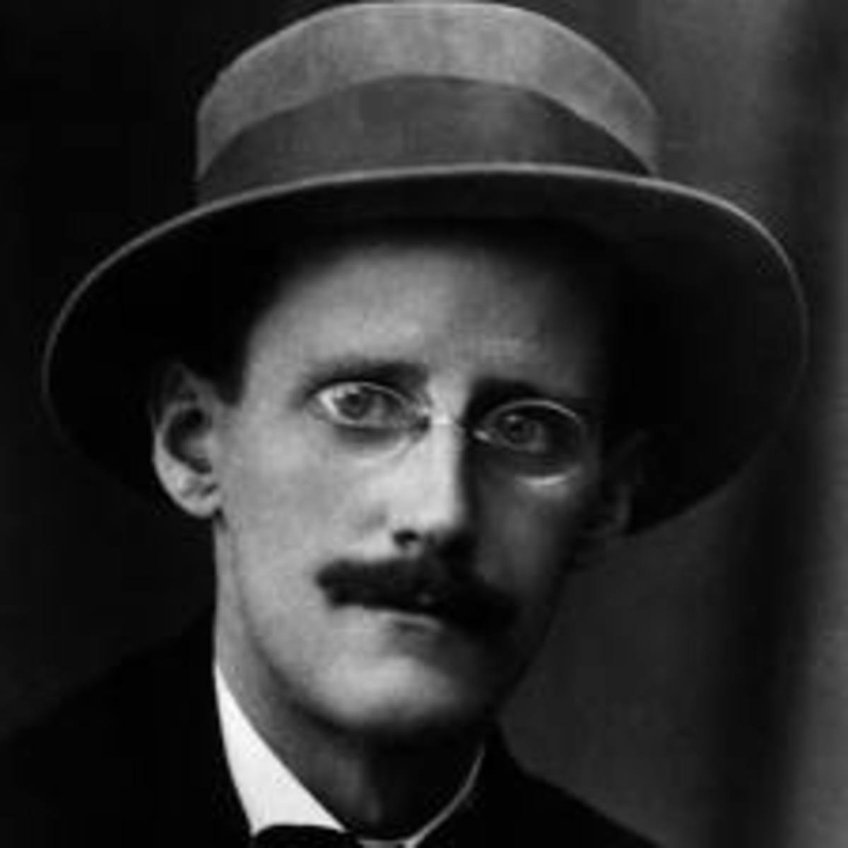An analysis of the climax in araby a short story by james joyce