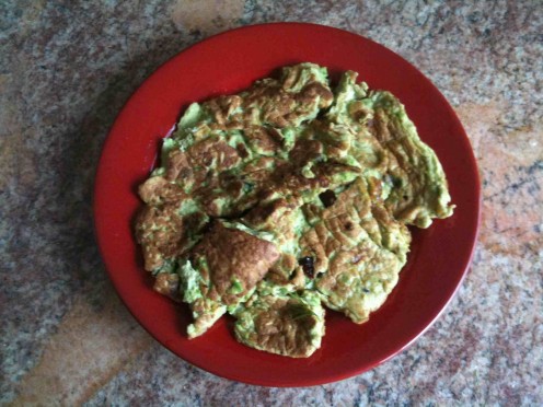 Avocado omelet with dried cranberries