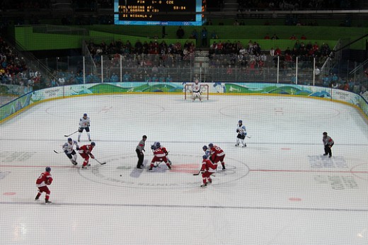 best way to watch hockey