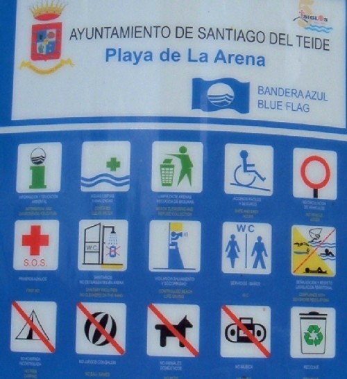 Blue Flag status and facilities for Playa de la Arena. Photo by Steve Andrews