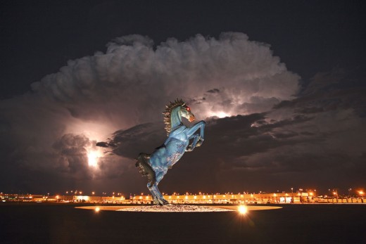 The statue of a wild bronco that "welcomes" travelers to the city of Denver.