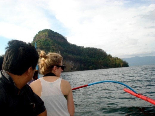 do the boatride...off to Taal Volcano, yippee!!!