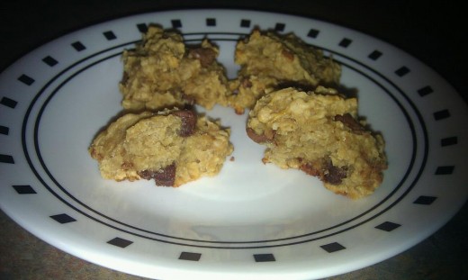 Peanut butter oatmeal cookies with banana and chocolate chips, chewy and yummy!