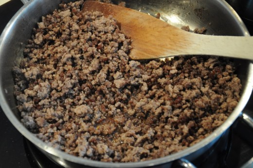 This is how the meat should look: browned and crumbly.