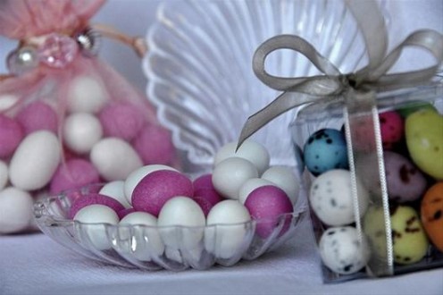 Sweet wedding table gifts