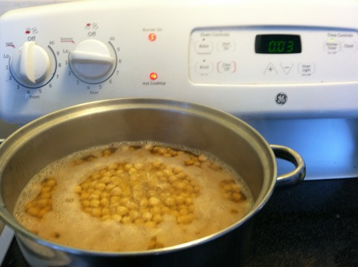Chickpeas ready to cook, fill water 1 inch above beans