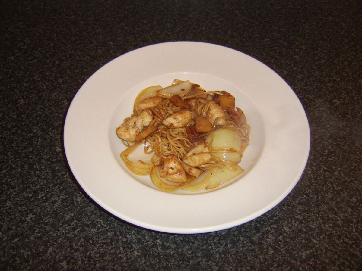 Succulent chicken and pineapple add delicious flavours to this simple noodle stir fry