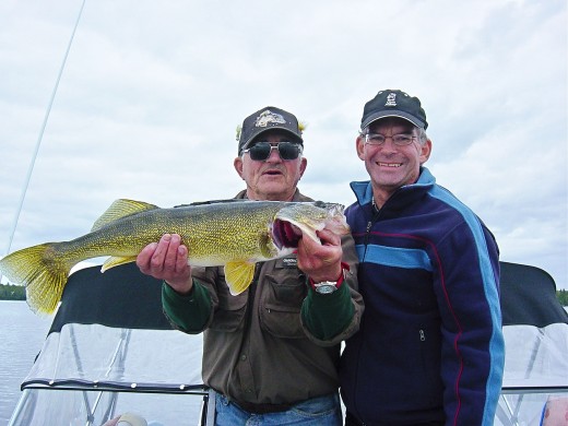 Biggest Walleye of the week: 28 inches!