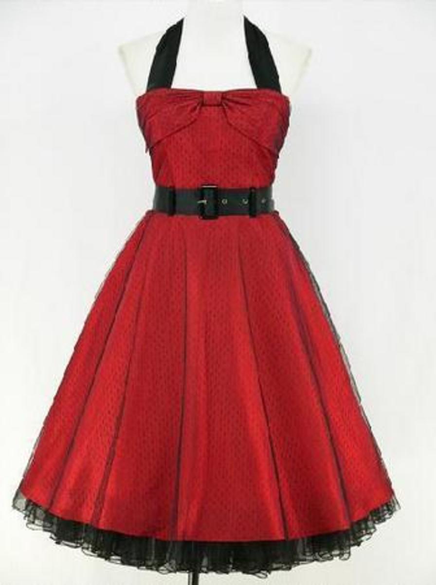 Vintage Dresses From The 40s & 50s!