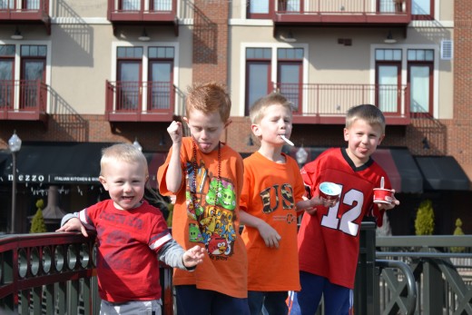 Green, Crazy Kids