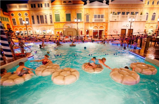 Venetian indoor water park - Minnesota