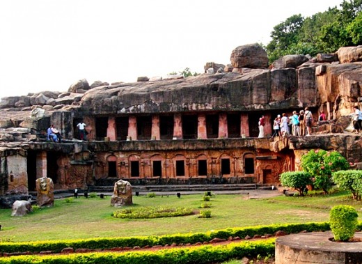 Ranigumpha front view