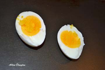 Perfect hard boiled eggs with no green yolks