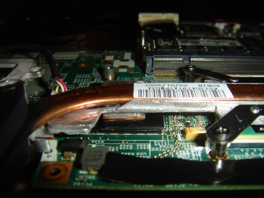 Copper shim is used on top of the GPU.
