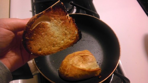 After about 10 minutes, voila! Perfectly "grilled" bread.  Add some butter and you're good to go. 