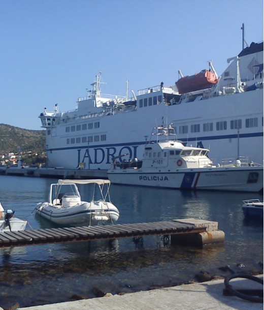 Jadrolinia has a classic car ferry (shown), small speedy catamaran and even a glicer boat.  There are refreshments served on its ferries. 