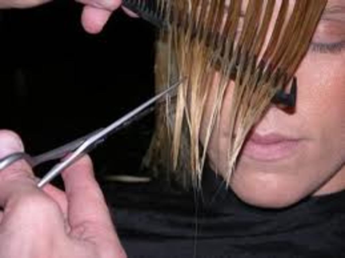 How to Cut Your Own Hair in Layers | Bellatory