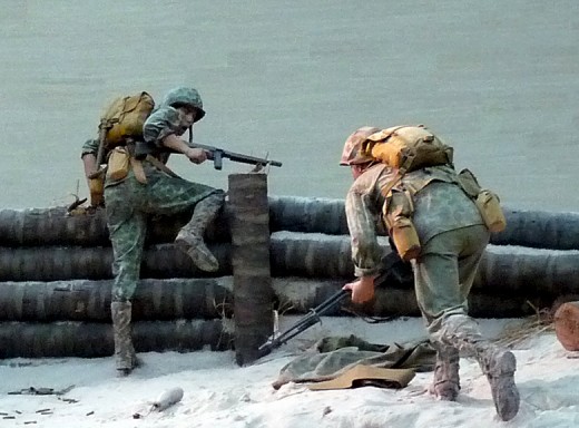 just look how lifelike these marines look in this tableau.  