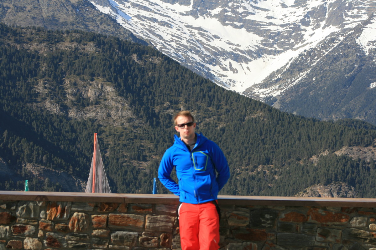 Standing in my Quechua Bionassay Softshell jacket with the Pyrenees in the background