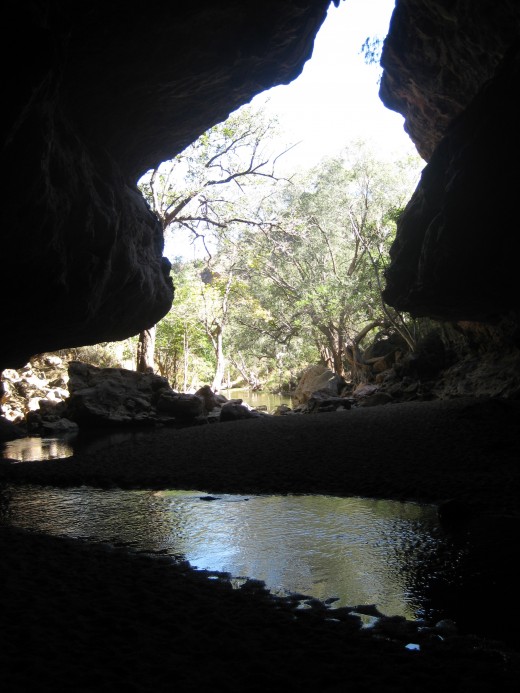 Tunnel Creek Cave on the way