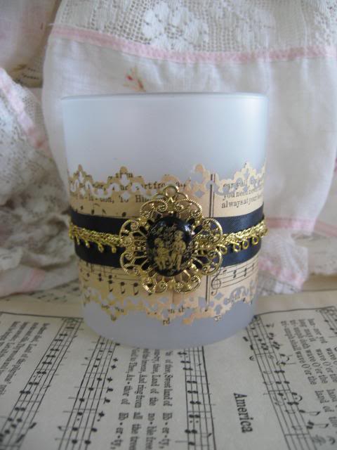 paper lace, ribbon, trim, filigree mount, cabochon