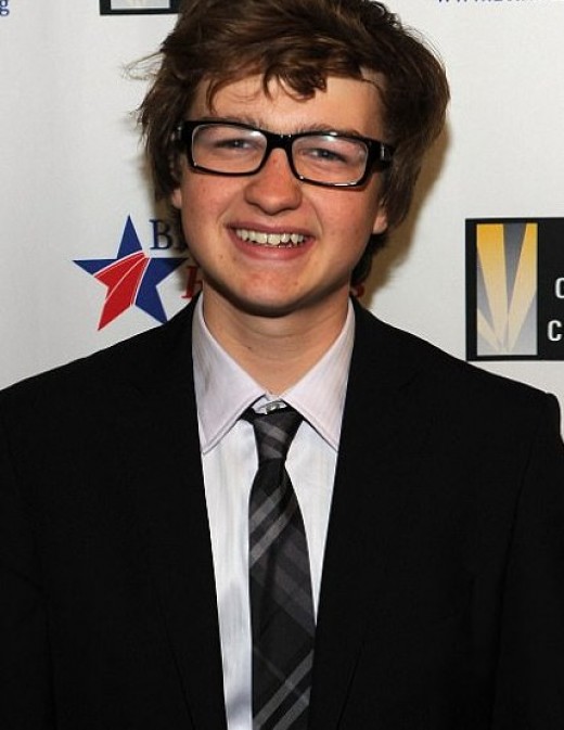 Jake Harper from Two and a Half Men - Angus Turner Jones facts ...