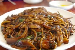 Chinese Velvet Chicken Lo Mein (Tossed Noodles)