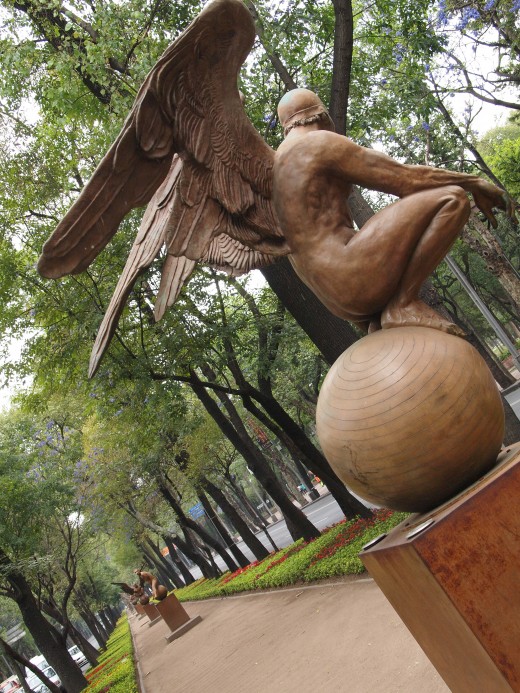 Bronze Sculptures of Contemporary Artist Marin in Mexico City