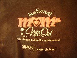 National Moms Nite Out: Panera Bread, Red Velvet Cupcakes and Lots More Goodies!