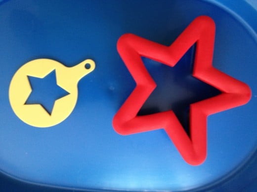 Star-shaped stencil and cookie cutter