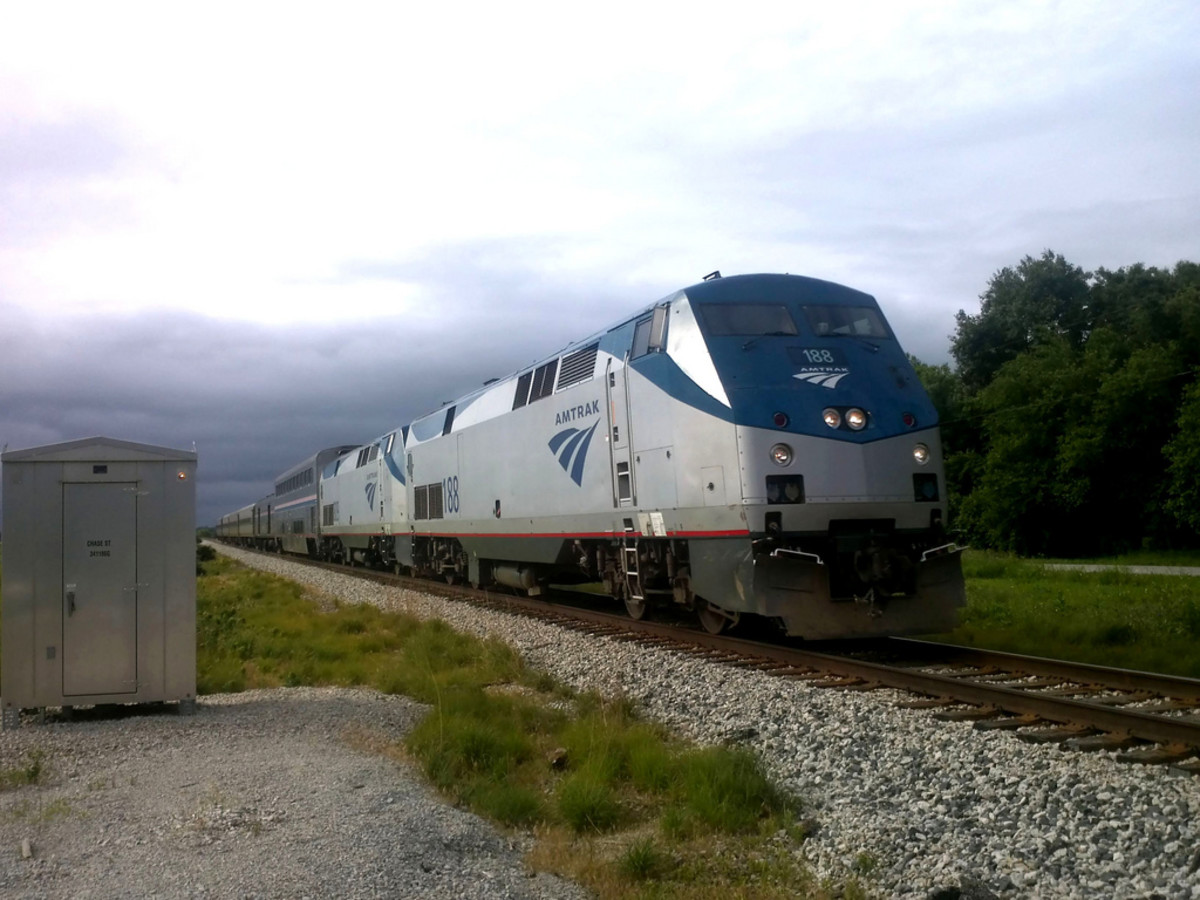 Moving Cross Country Cheaply With Amtrak Express Shipping