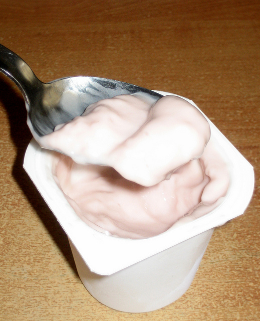 Smooth yogurt, with no fruit bits