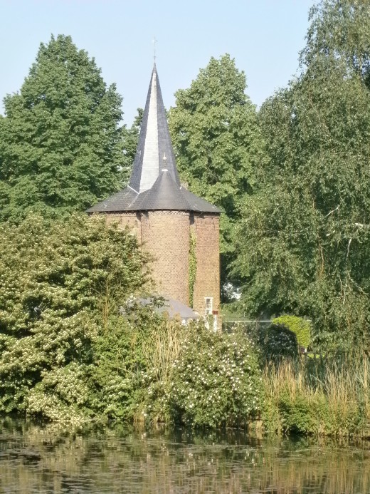 Corner tower in the herb garden. Taken from within the castle.
