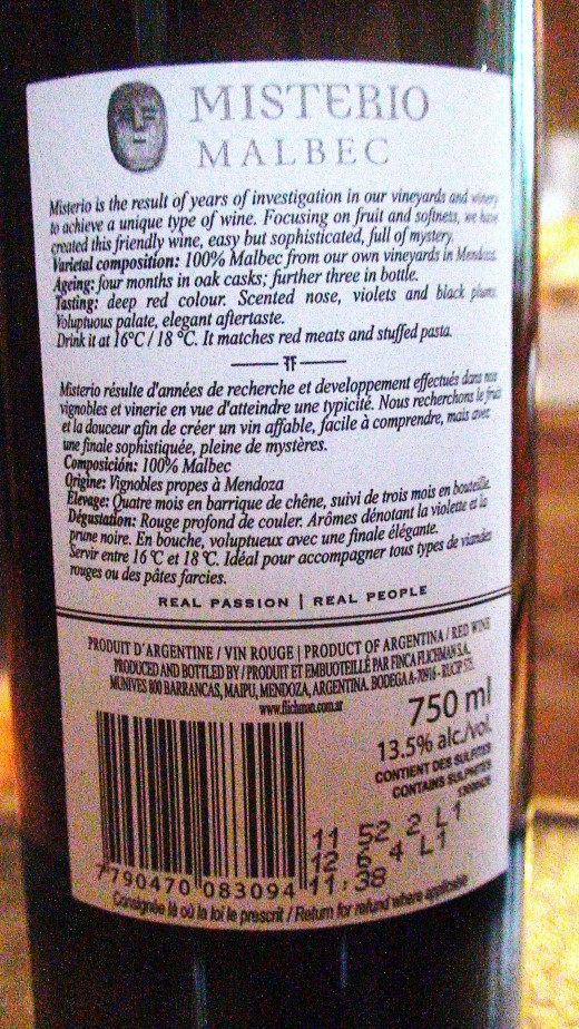 Back label of the same wine bottle.  Note the brief description followed by the varietal composition, ageing process and under tasting its style is indicated.  It also provides ideal serving temperature and suggested food pairings.