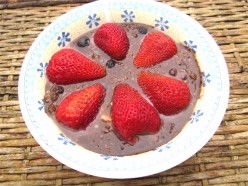 Oatmeal Porridge, Cocoa, and Hazelnut Butter: A Delicious Breakfast