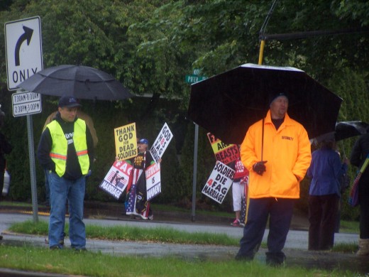 Westboro Baptist picketeers