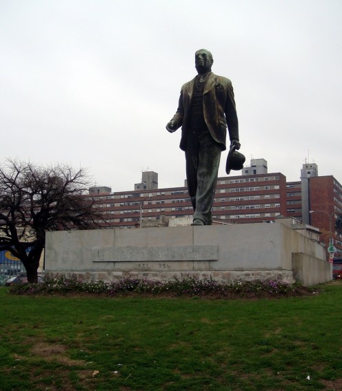 Photo of Luis Alberto de Herrera (National Party Leader) monument at Montevideo