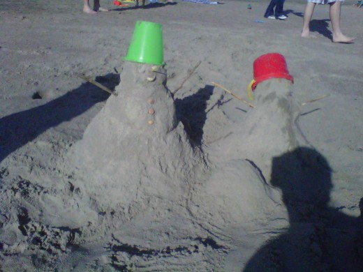 What do you do when it's Winter break and you live at the ocean? Make a sandman...of course! 