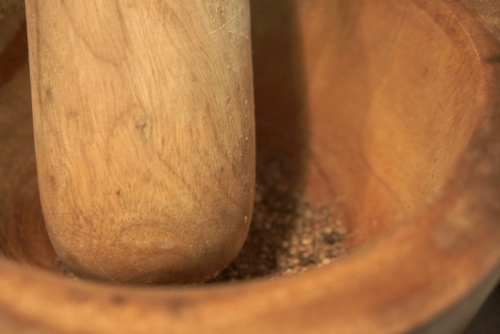 fresh ground pepper 