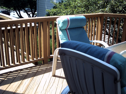 a side picture of the rails.. newly stained