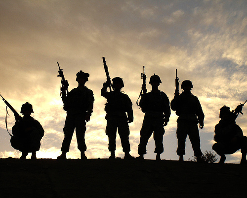 http://www.flickr.com/photos/soldiersmediacenter