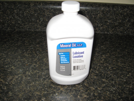Mineral oil makes a pretty good moisturizer.
