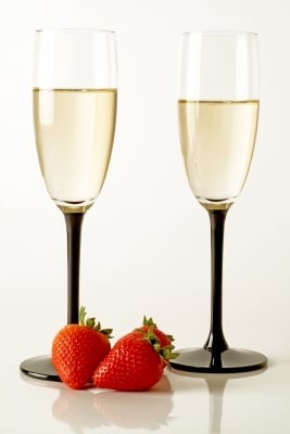 champagne flutes with strawberries
