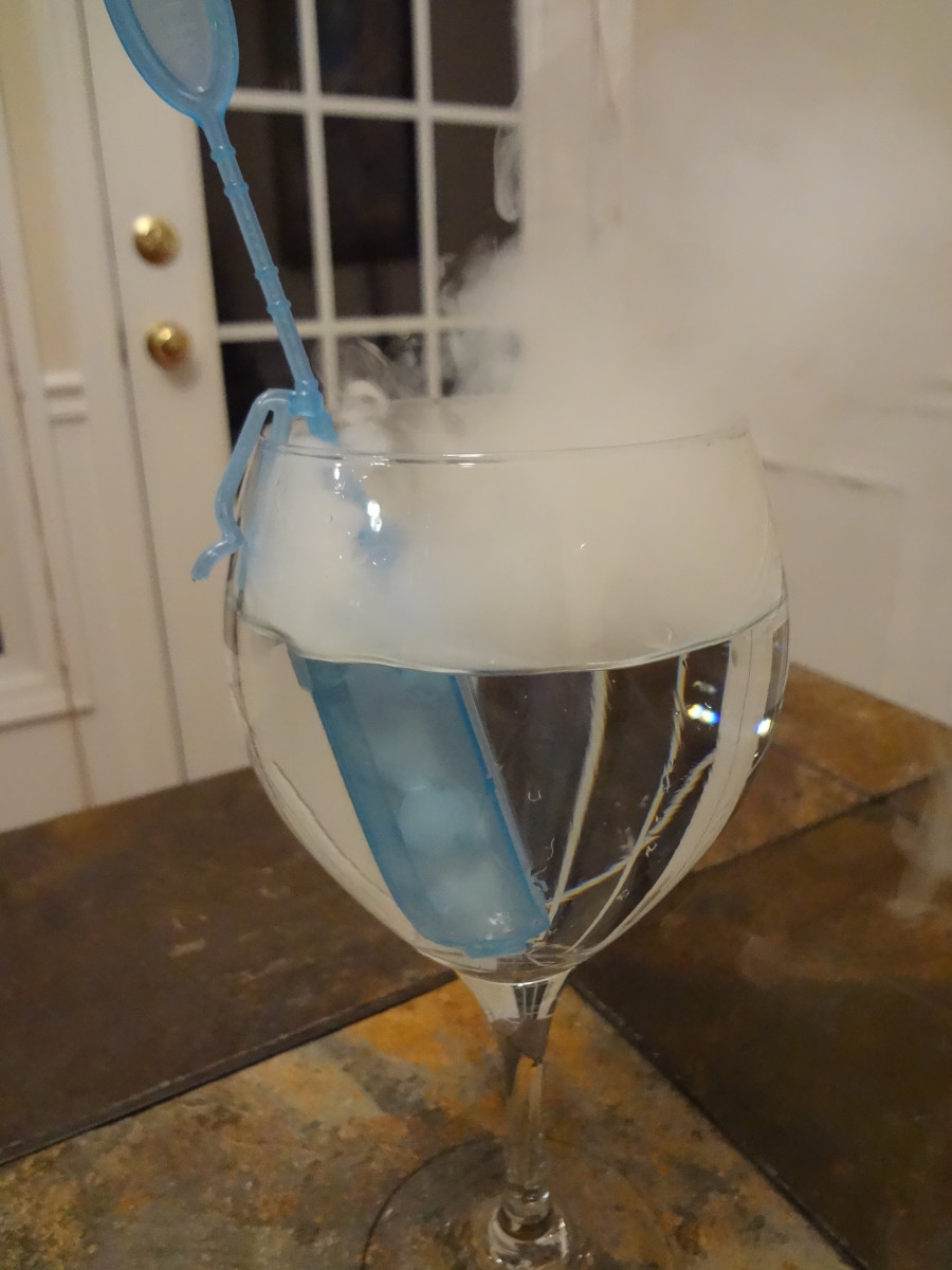 Can you put dry ice in a drink