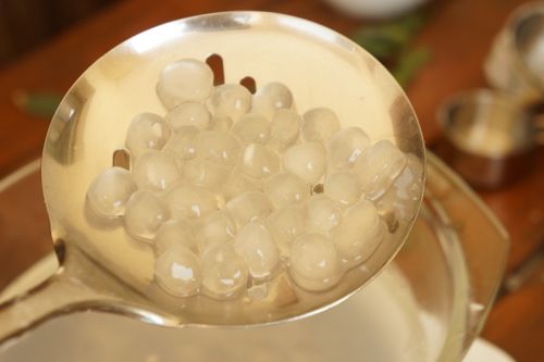 Tapioca pearl from scratch 