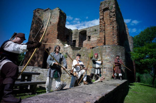 Last pose by the castle ruins Photo by Christoph Wiekart