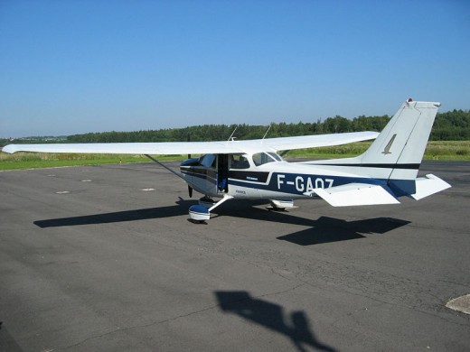 Cessna 172: Plane used in private pilot training