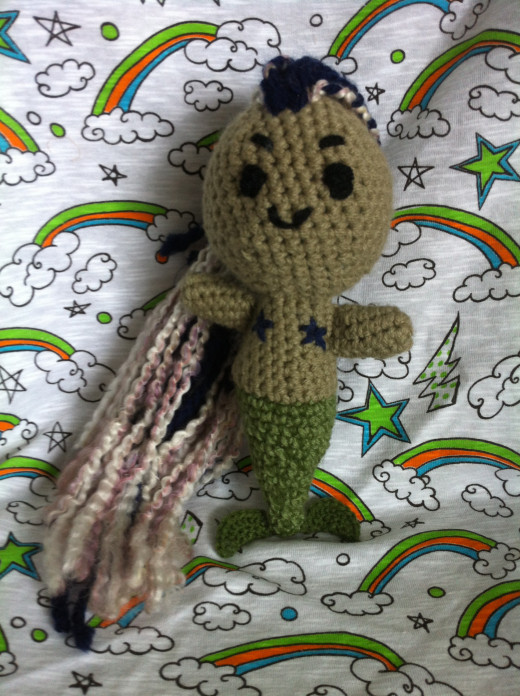 Crochet siren