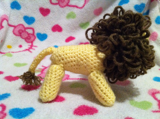 Lion rattle