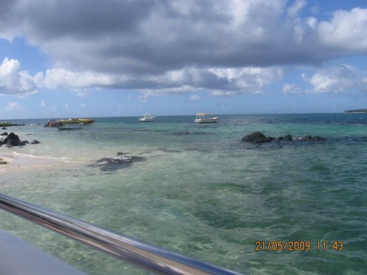 Three Different Color of Indian Ocean, Ile Aux Cerfs